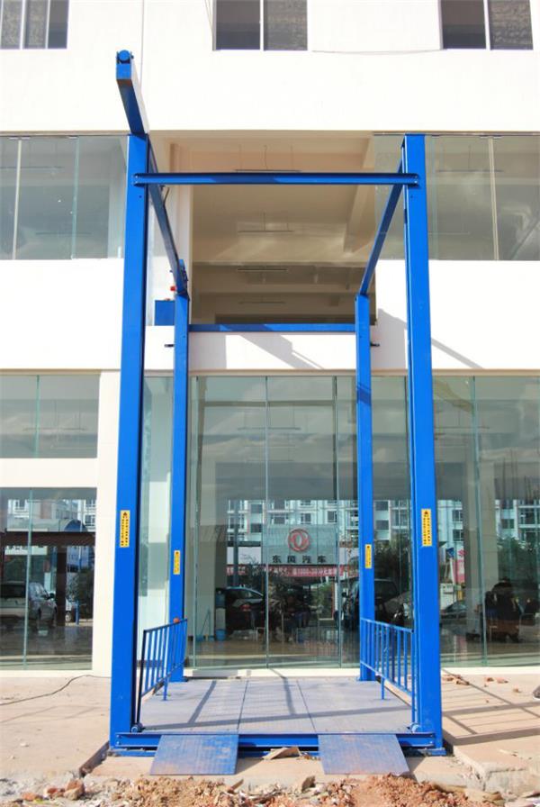 4S店（diàn）專用汽車（chē）升降機.jpg